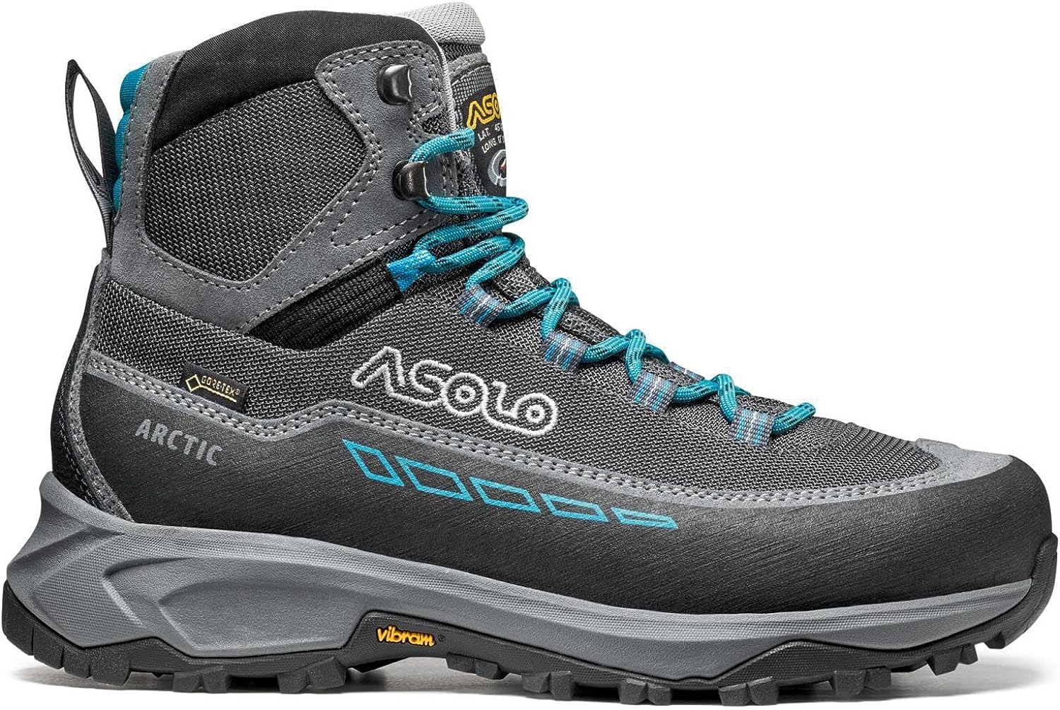 boots for snowshoeing detailed review